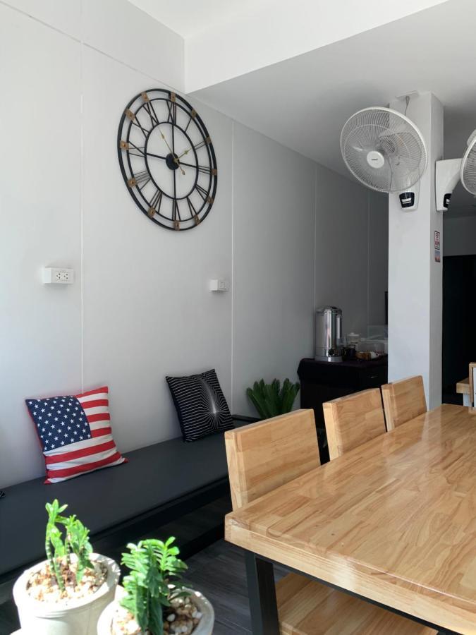 Youniverse Homestay Chiang Mai Eksteriør bilde